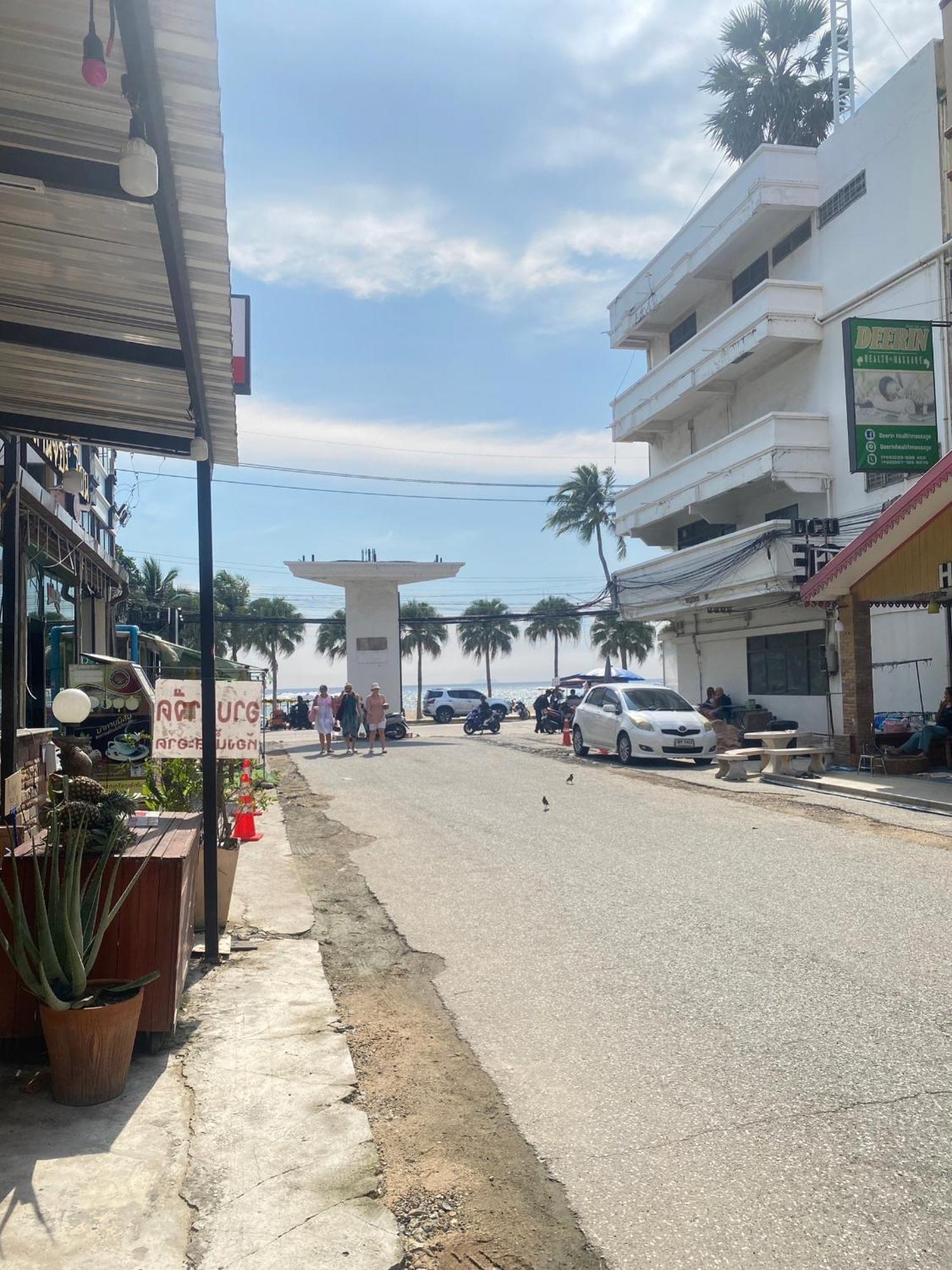 Bambus Motel Pantai Jomtien Luaran gambar