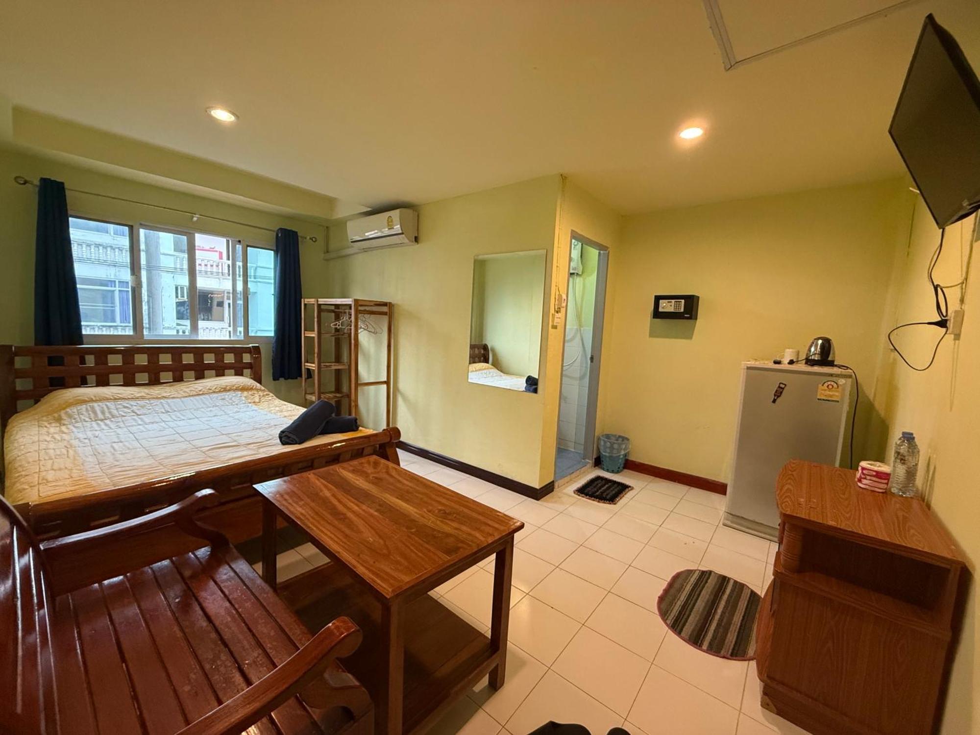 Bambus Motel Pantai Jomtien Luaran gambar