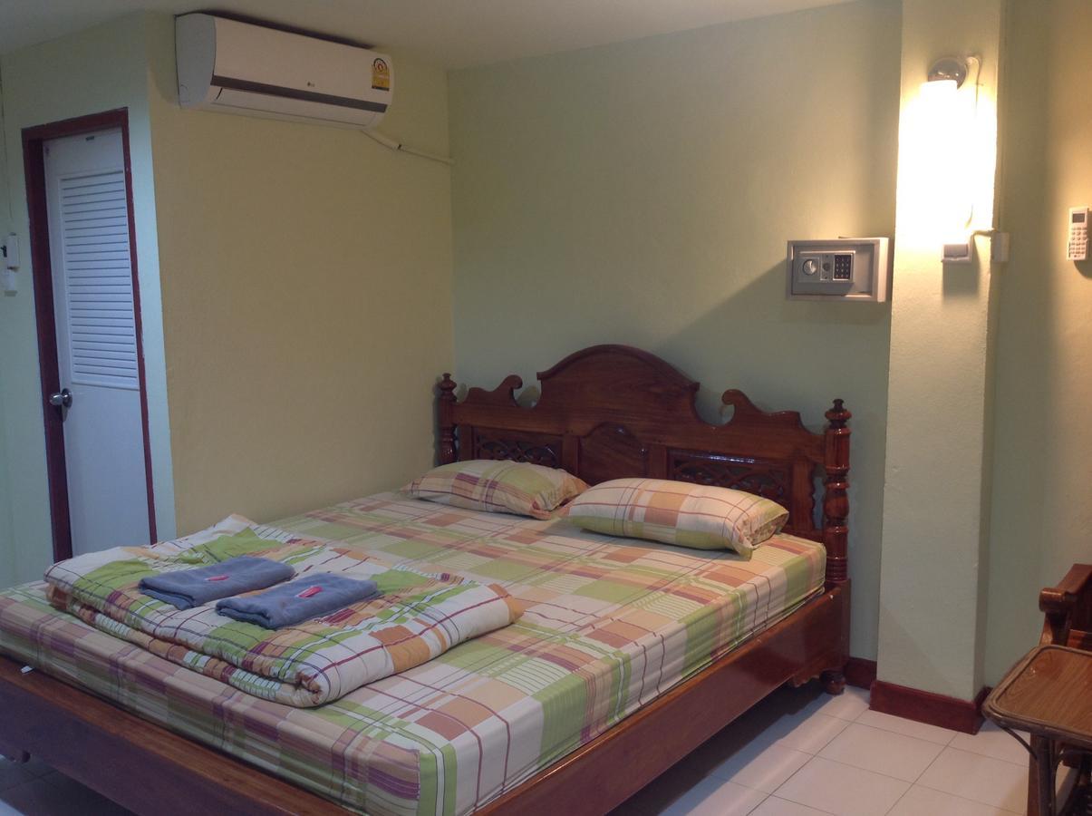 Bambus Motel Pantai Jomtien Luaran gambar
